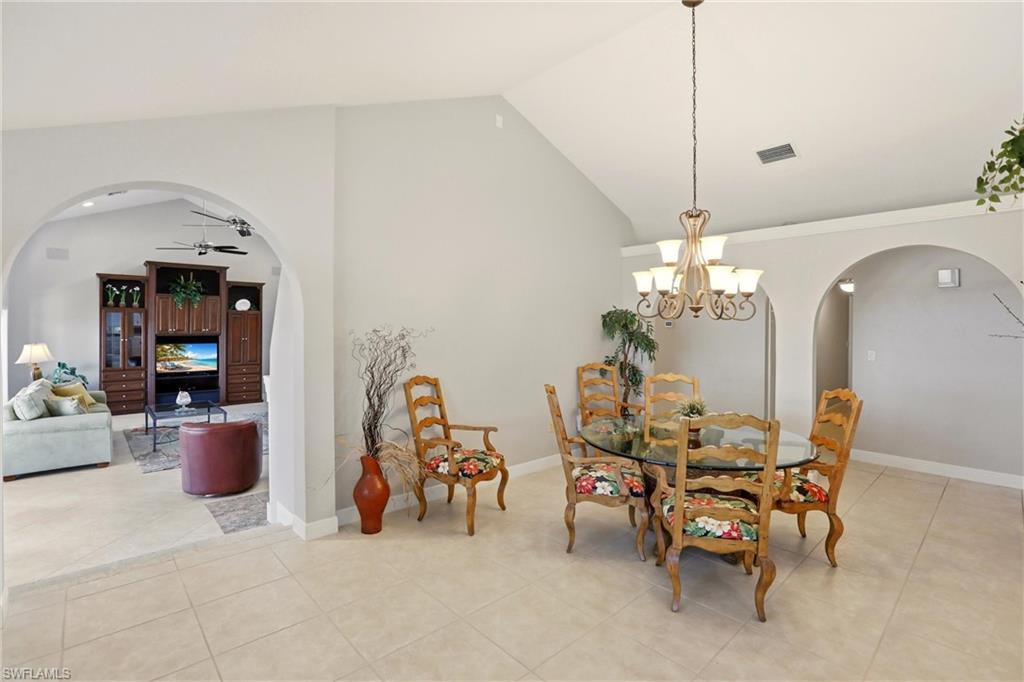CAROLANDS - Residential