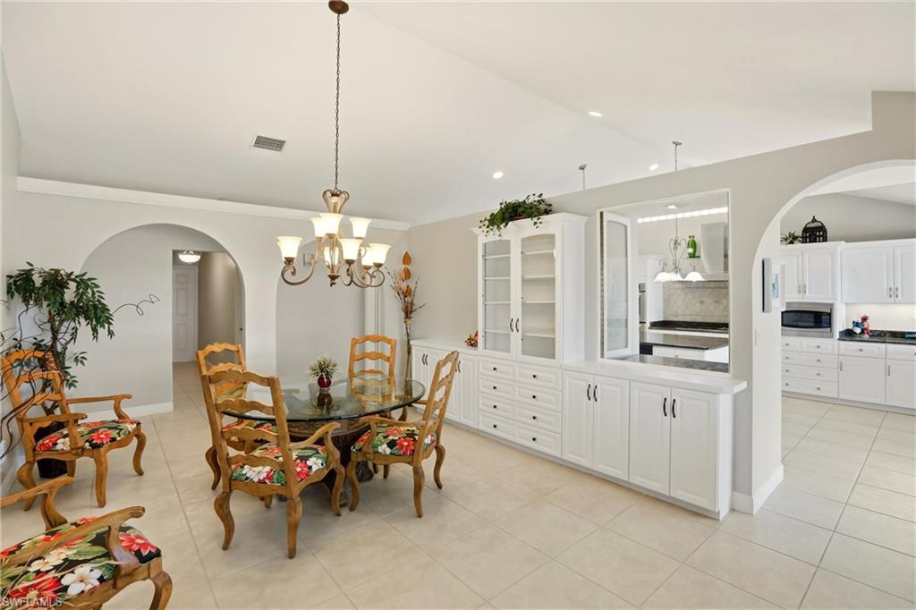 CAROLANDS - Residential