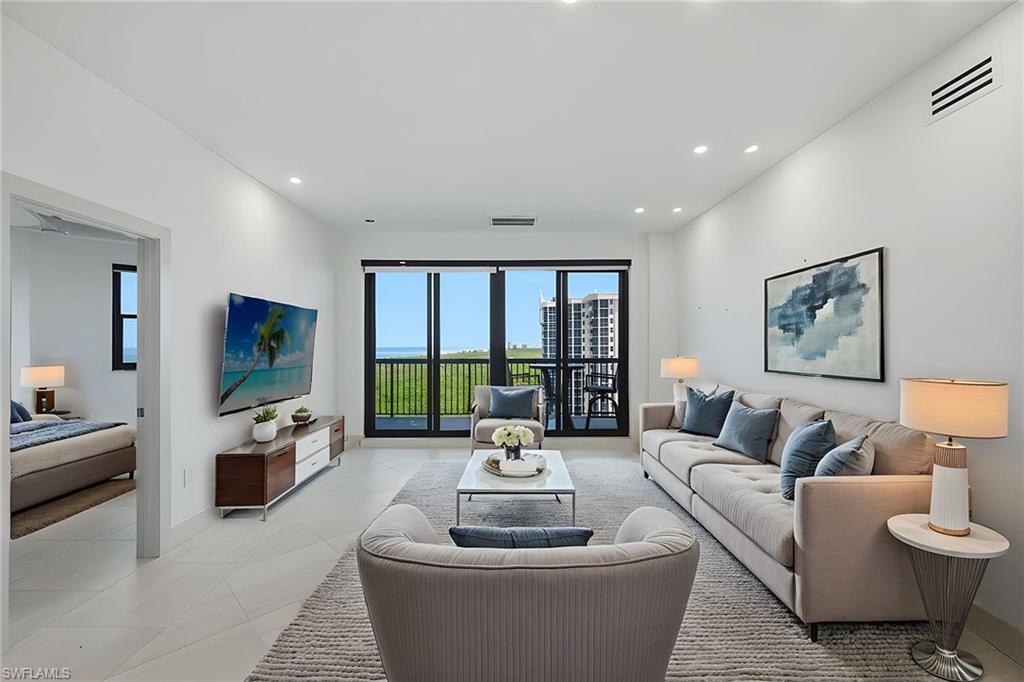 DORCHESTER - Residential