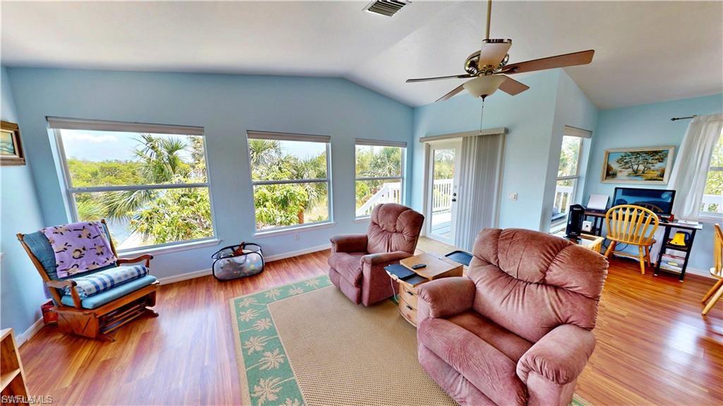 KREAMERS SUBD - Residential