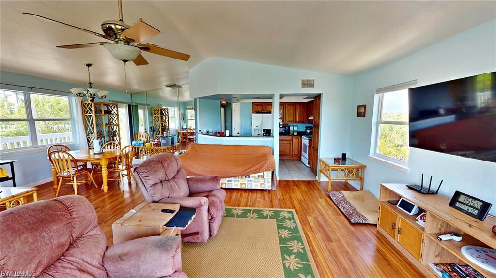 KREAMERS SUBD - Residential