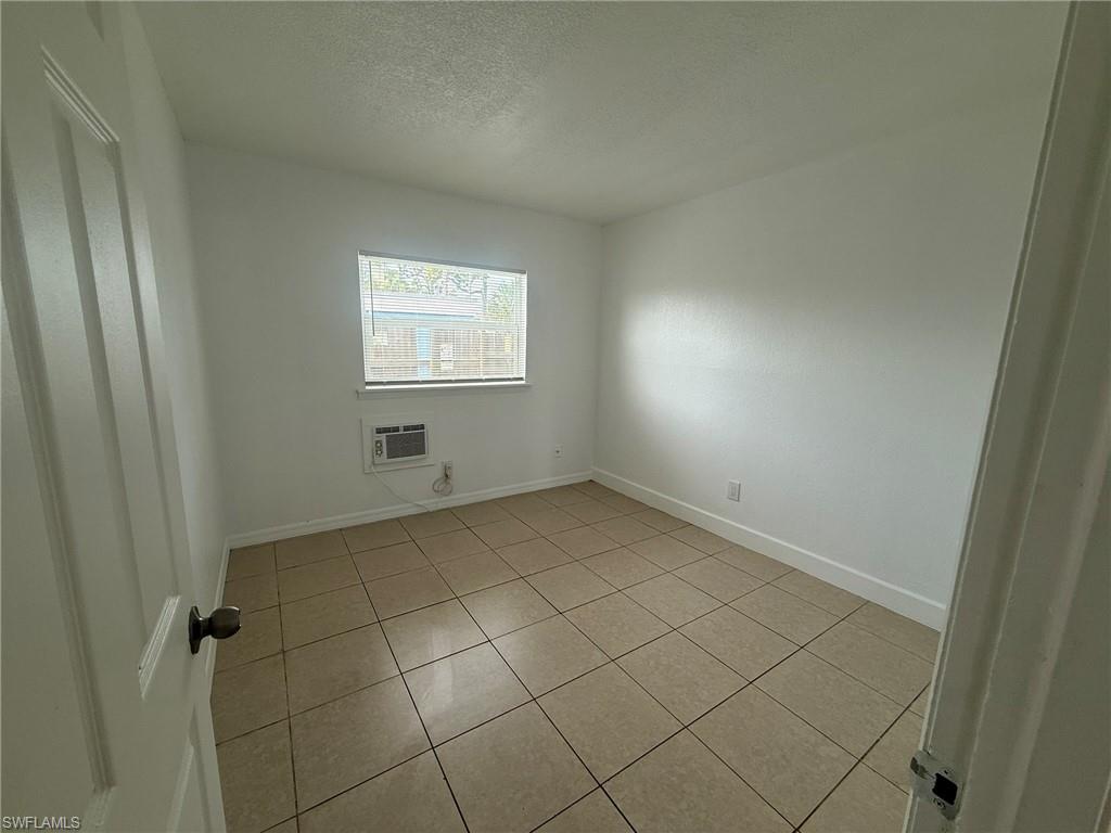 FORT MYERS - Residential Lease