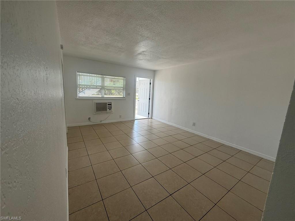 FORT MYERS - Residential Lease