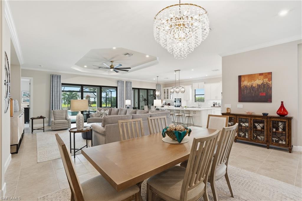 ESPLANADE LAKE CLUB - Residential