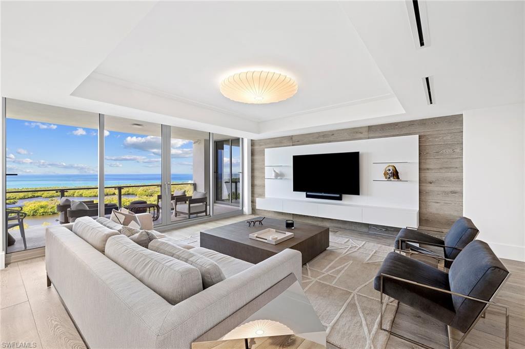 MYSTIQUE - Residential