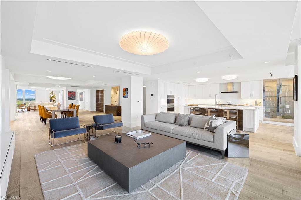 MYSTIQUE - Residential