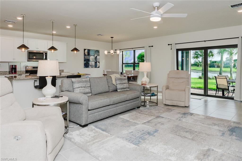 DEL WEBB - Residential Lease