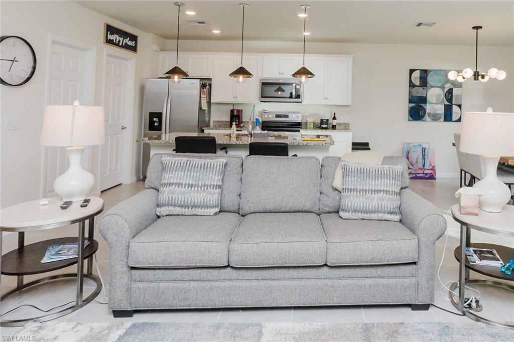 DEL WEBB - Residential Lease