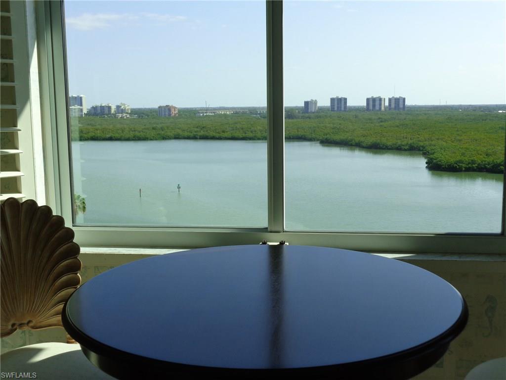 GULF BREEZE AT VANDERBILT - Residential