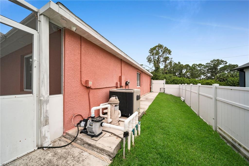 LEHIGH ACRES - Residential