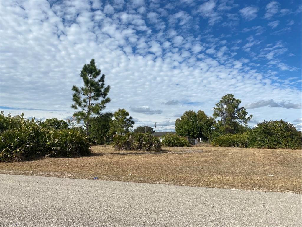 LEHIGH ACRES - Land