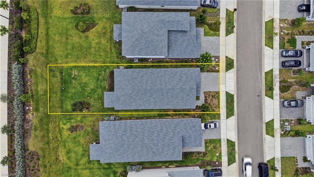 CRESCENT LAKES - Residential