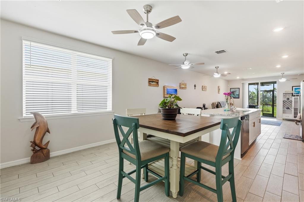 CRESCENT LAKES - Residential