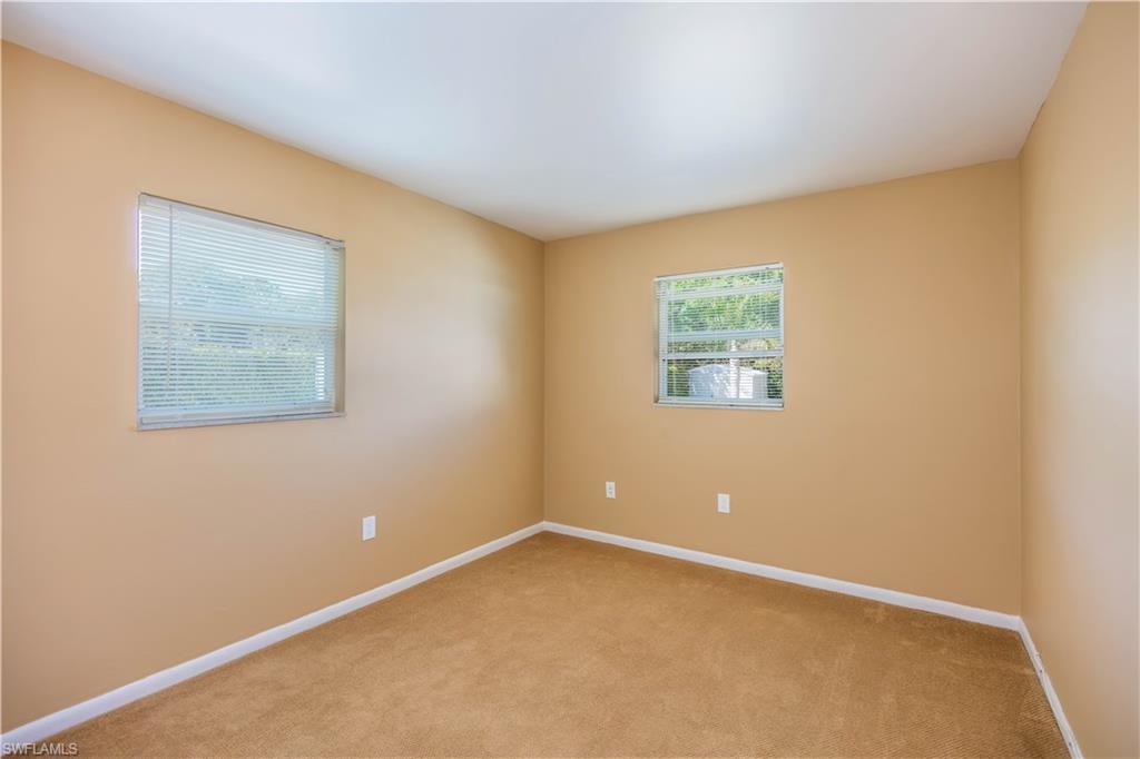 NAPLES PARK - Residential