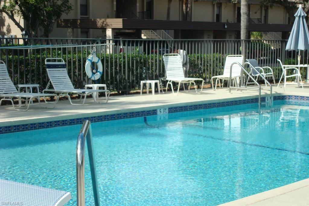 OAKMONT VILLAGE - Residential