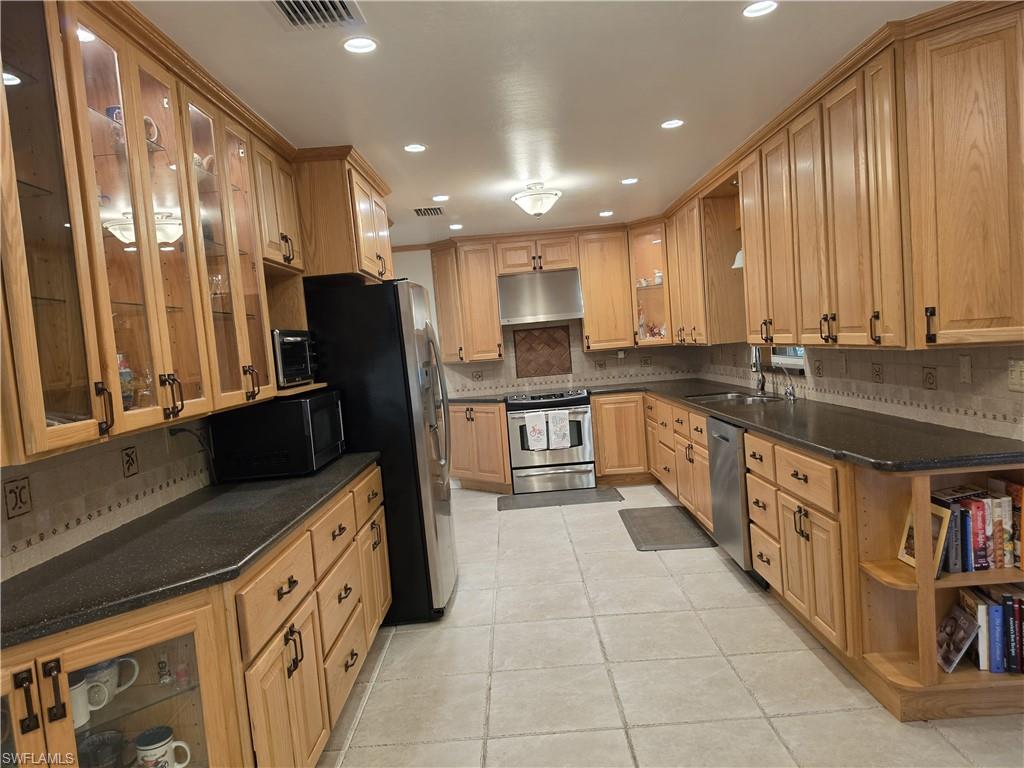 RIDGEVIEW ESTATES - Residential