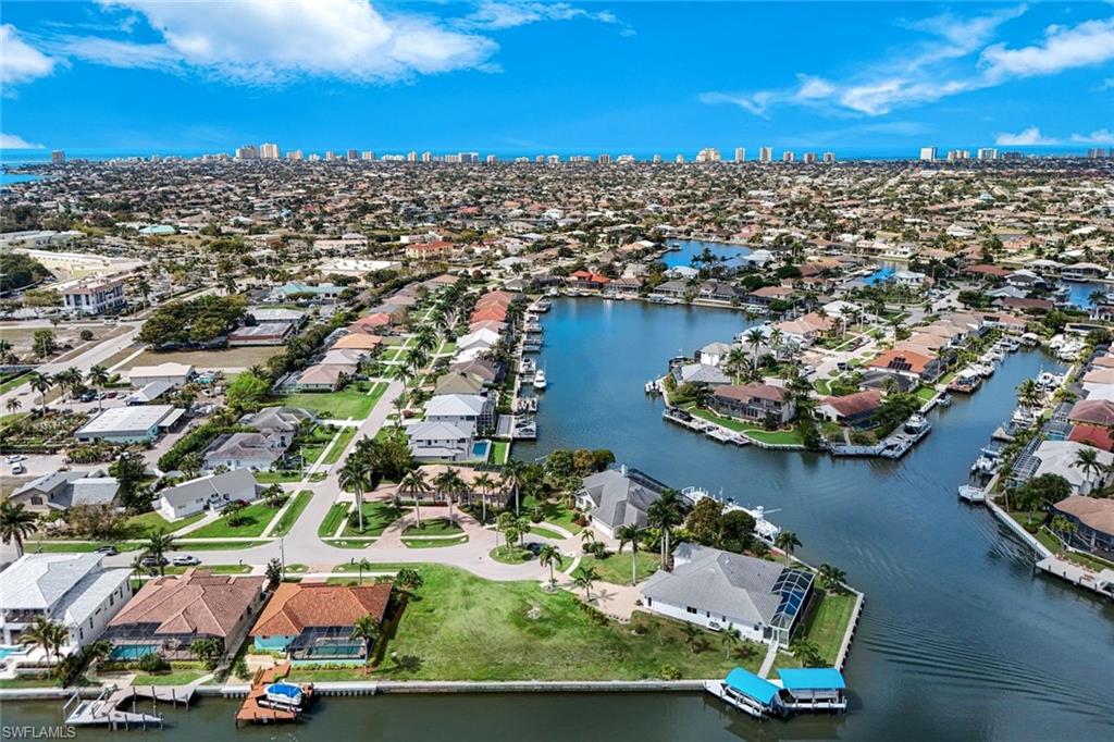 MARCO ISLAND - Land