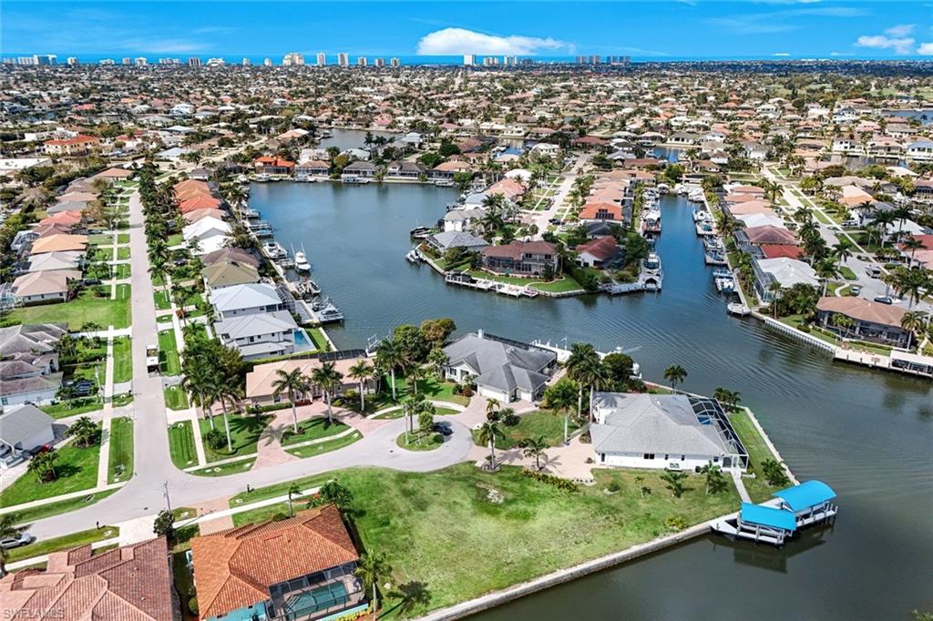 MARCO ISLAND - Land