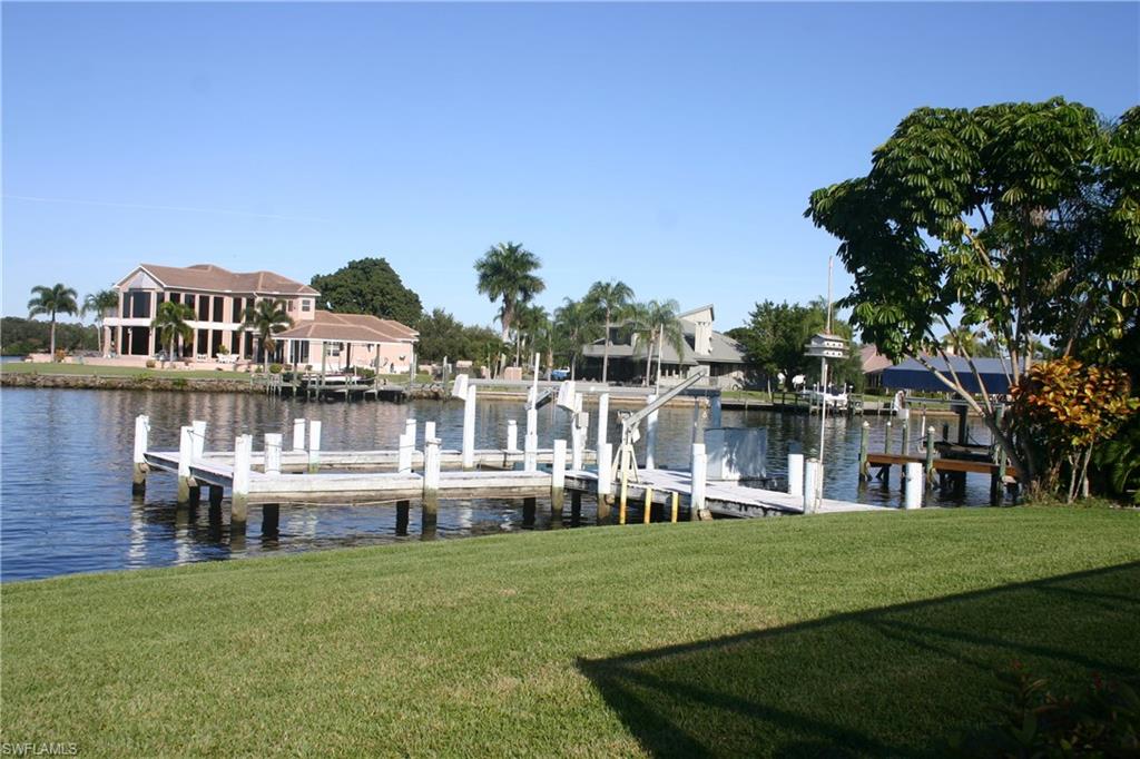 FORT MYERS SHORES - Residential