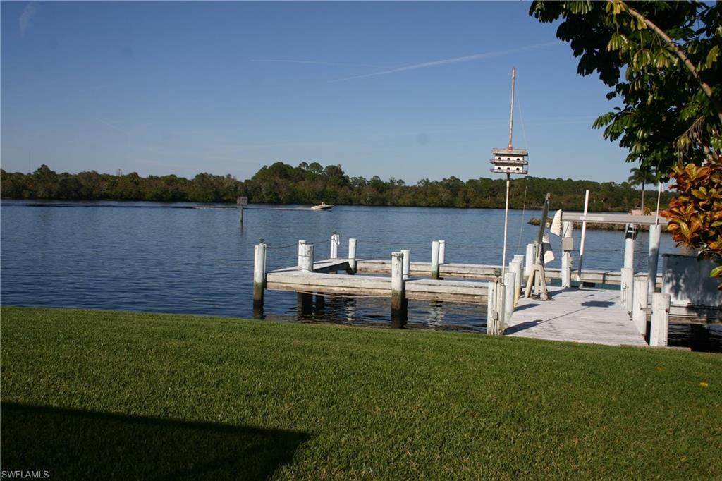 FORT MYERS SHORES - Residential