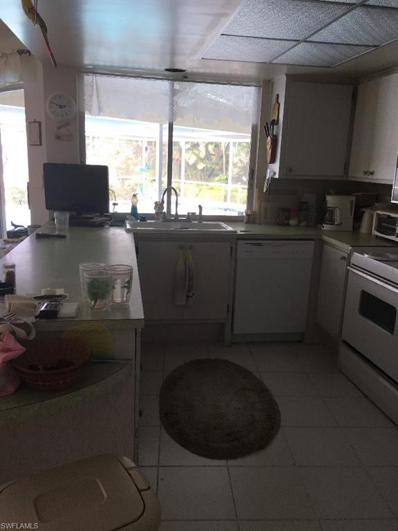 FORT MYERS SHORES - Residential