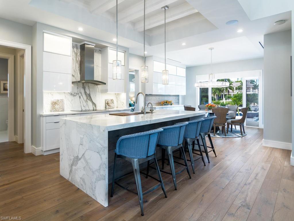 PARK SHORE - Residential