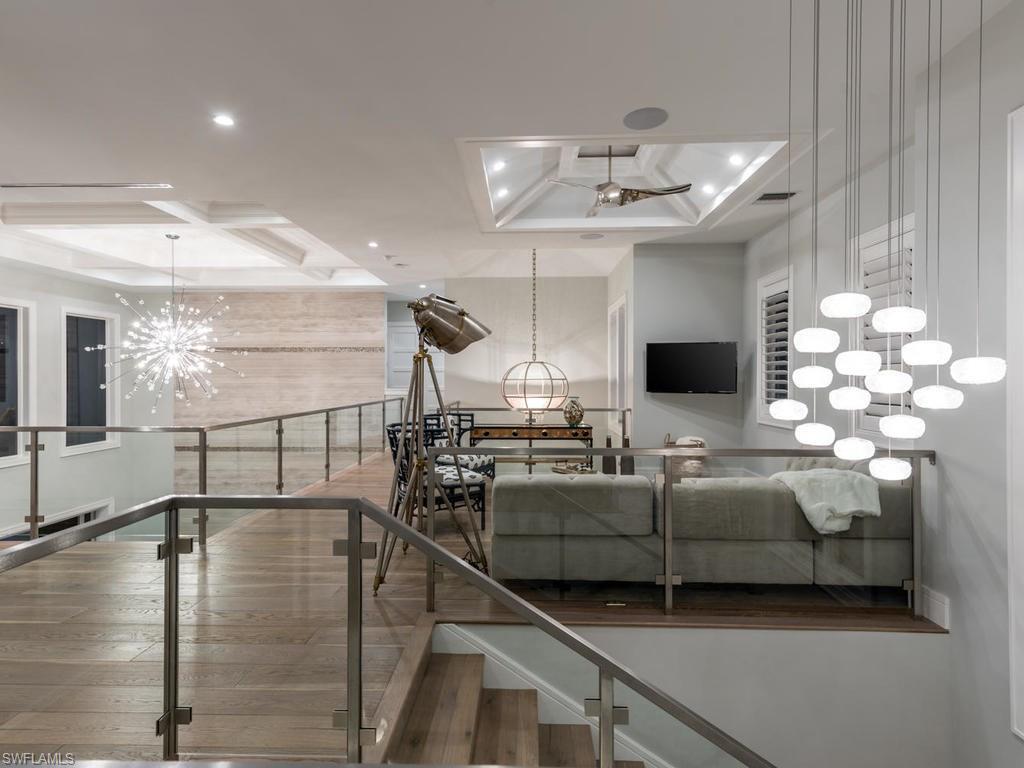PARK SHORE - Residential