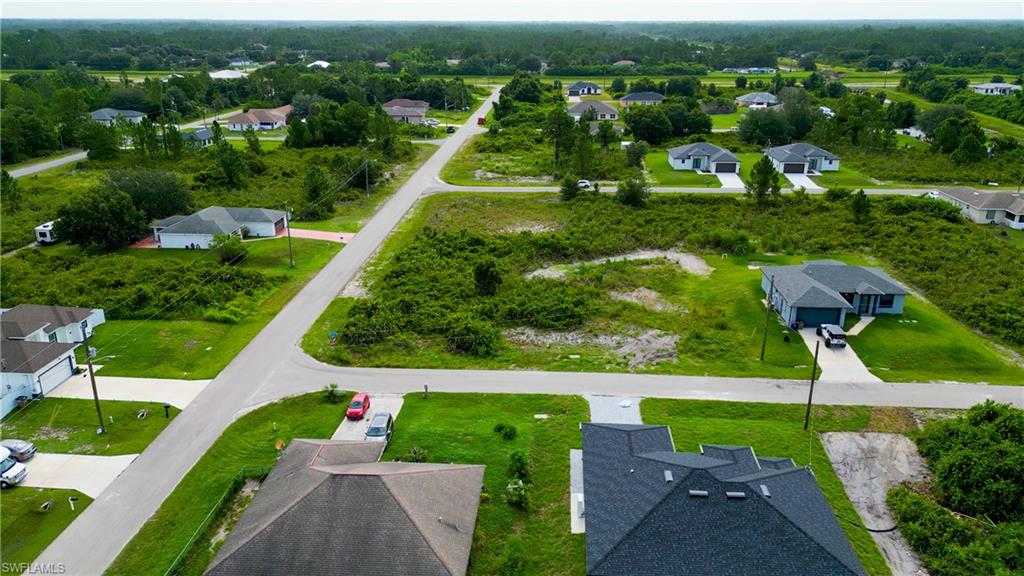 LEHIGH ACRES - Land