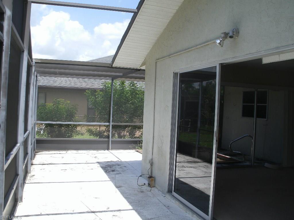 CAPE CORAL - Residential