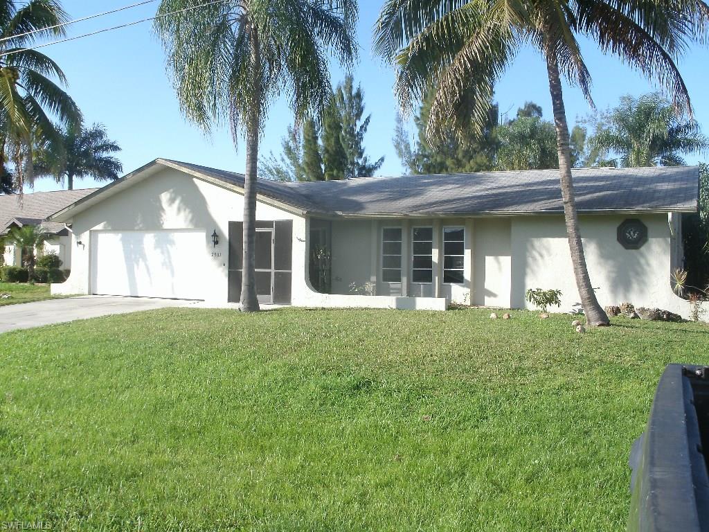 CAPE CORAL - Residential