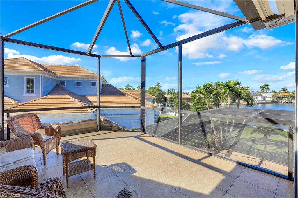 MARCO BEACH - Residential