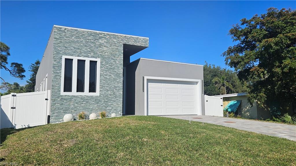 TRAIL TERRACE - Residential