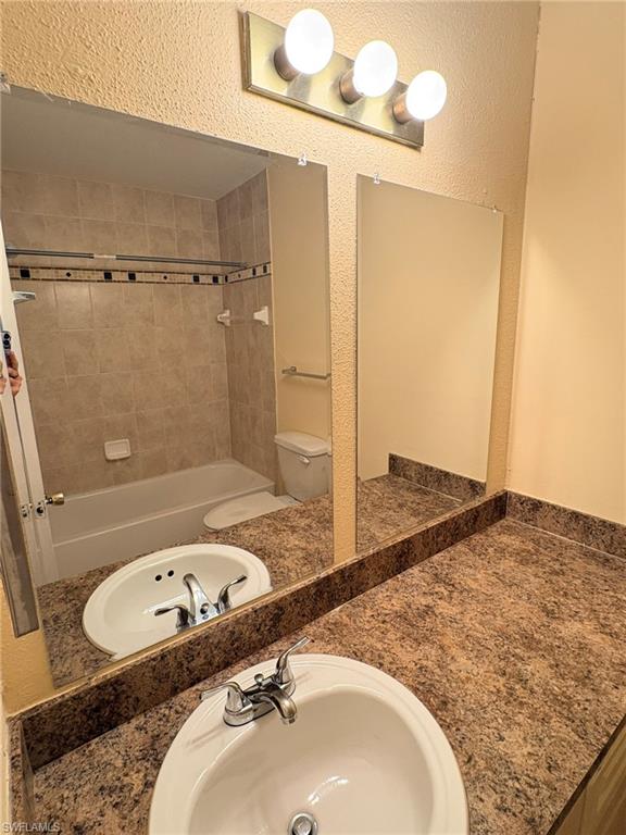 VILLAGE CREEK - Residential Lease
