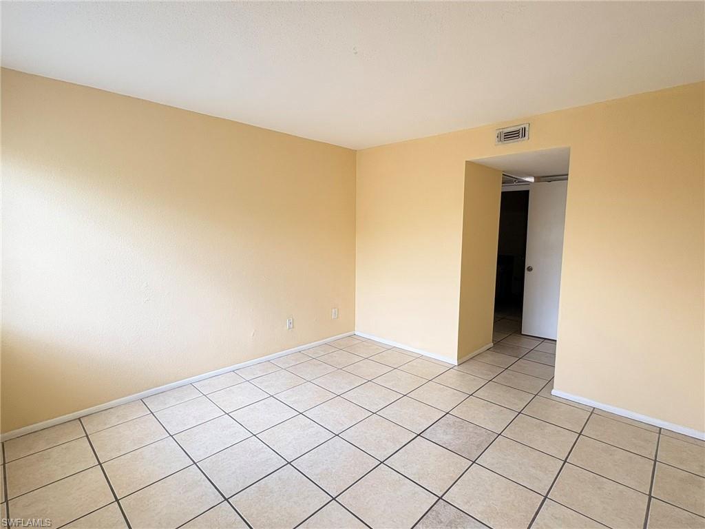 VILLAGE CREEK - Residential Lease