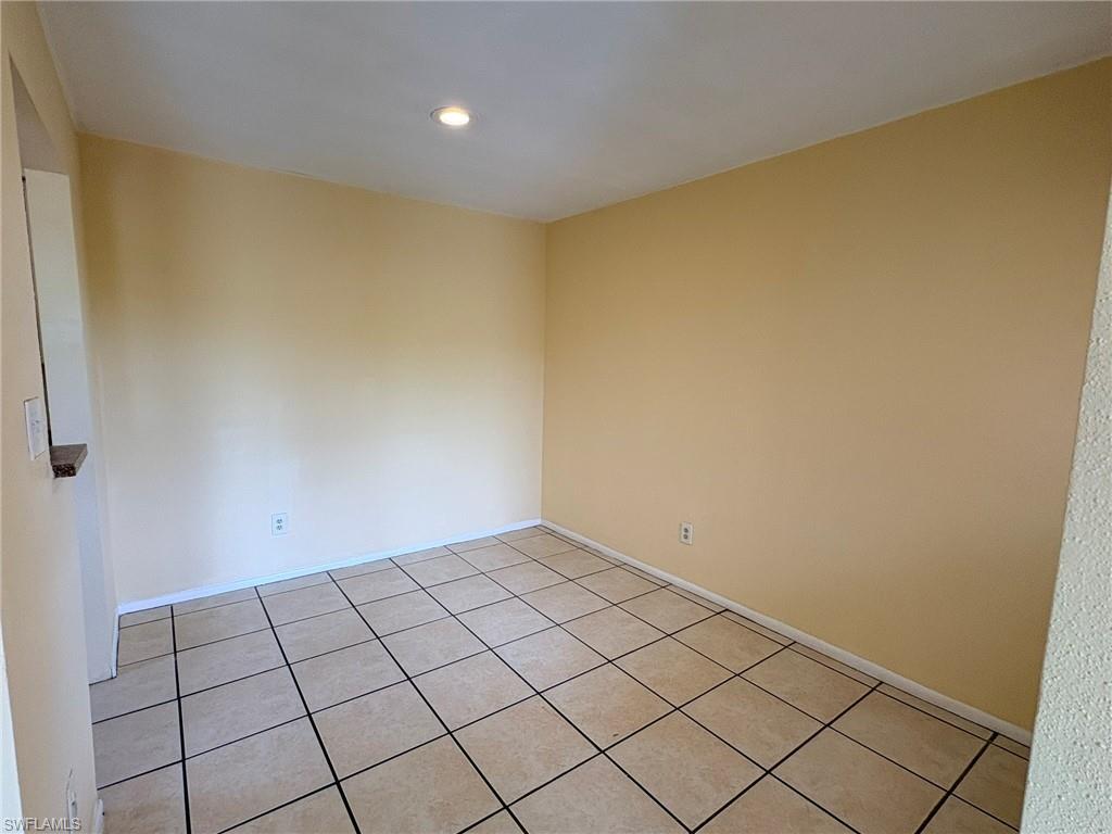 VILLAGE CREEK - Residential Lease