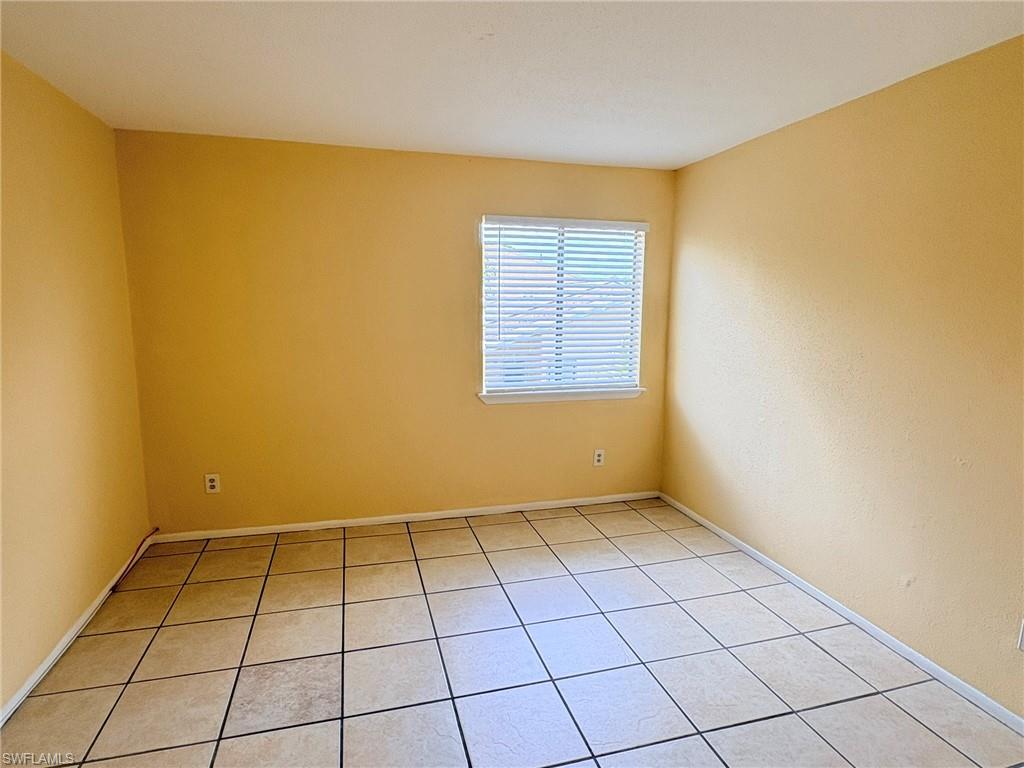 VILLAGE CREEK - Residential Lease