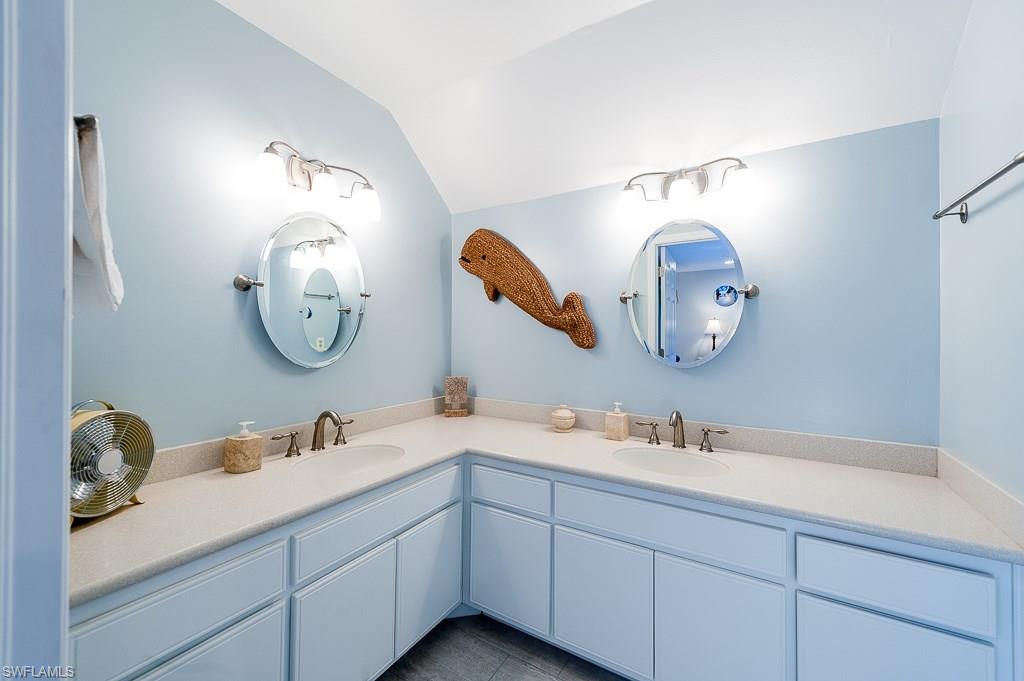 GUMBO LIMBO - Residential
