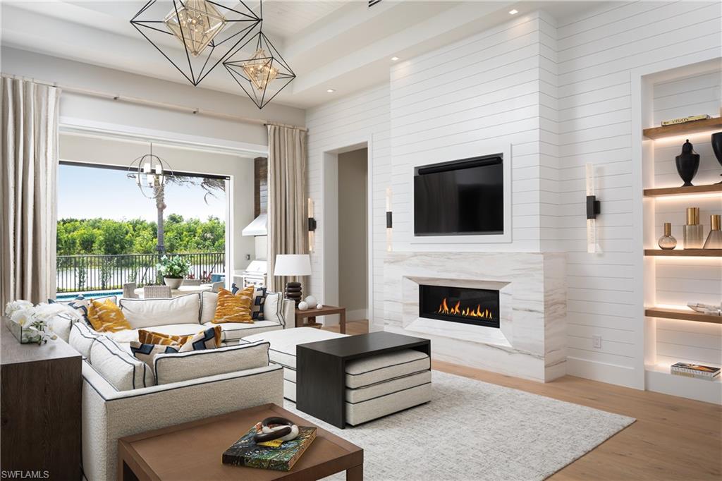 OYSTER HARBOR - Residential