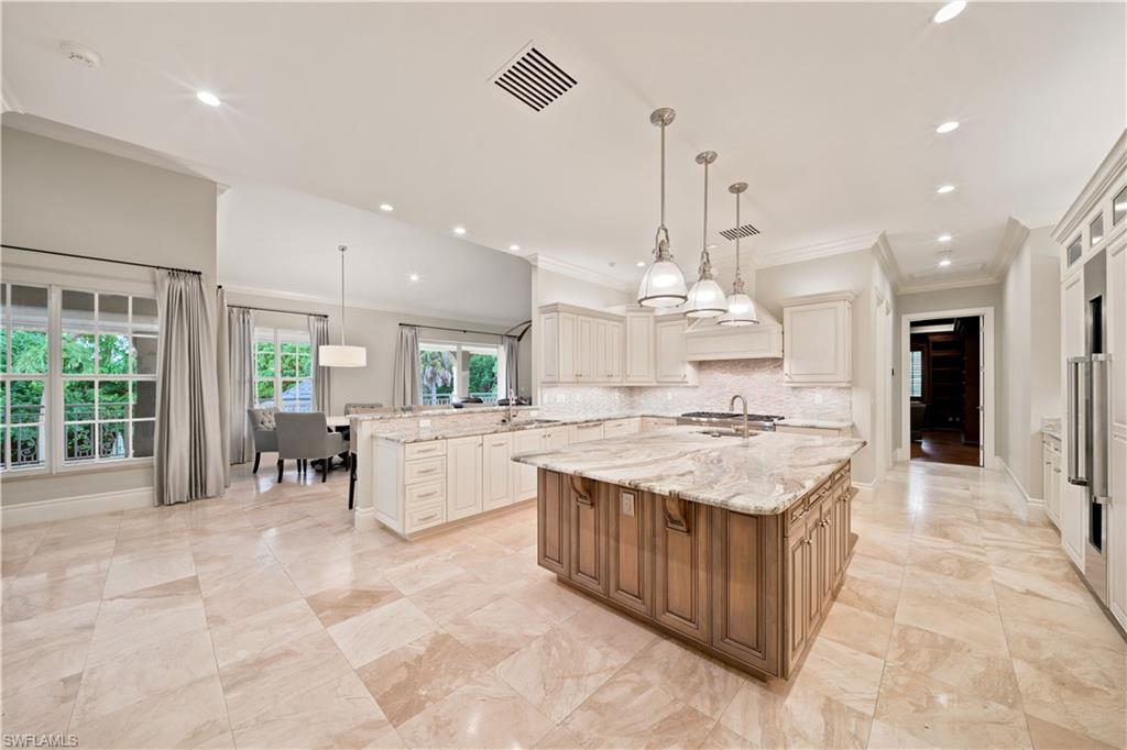 PINE RIDGE - Residential