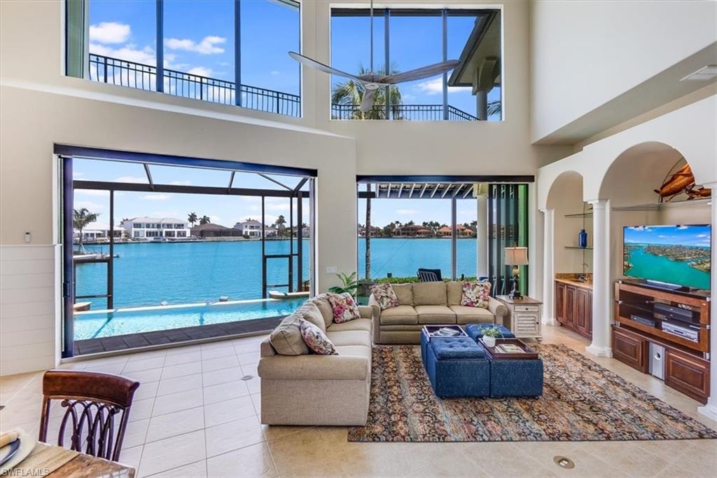 MARCO BEACH - Residential