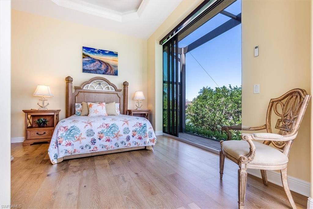 MARCO BEACH - Residential