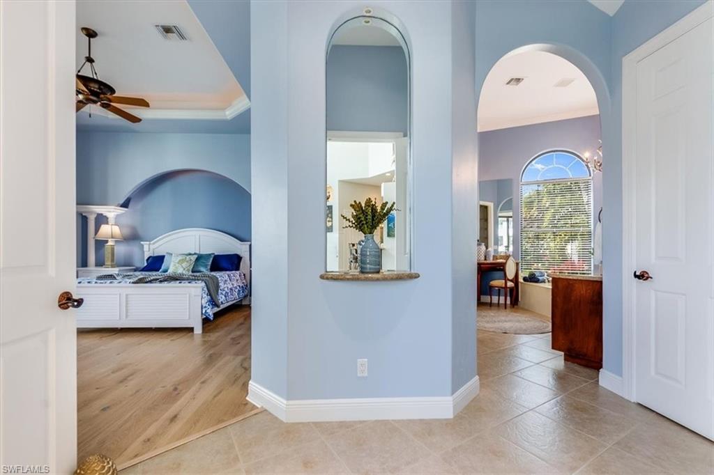 MARCO BEACH - Residential