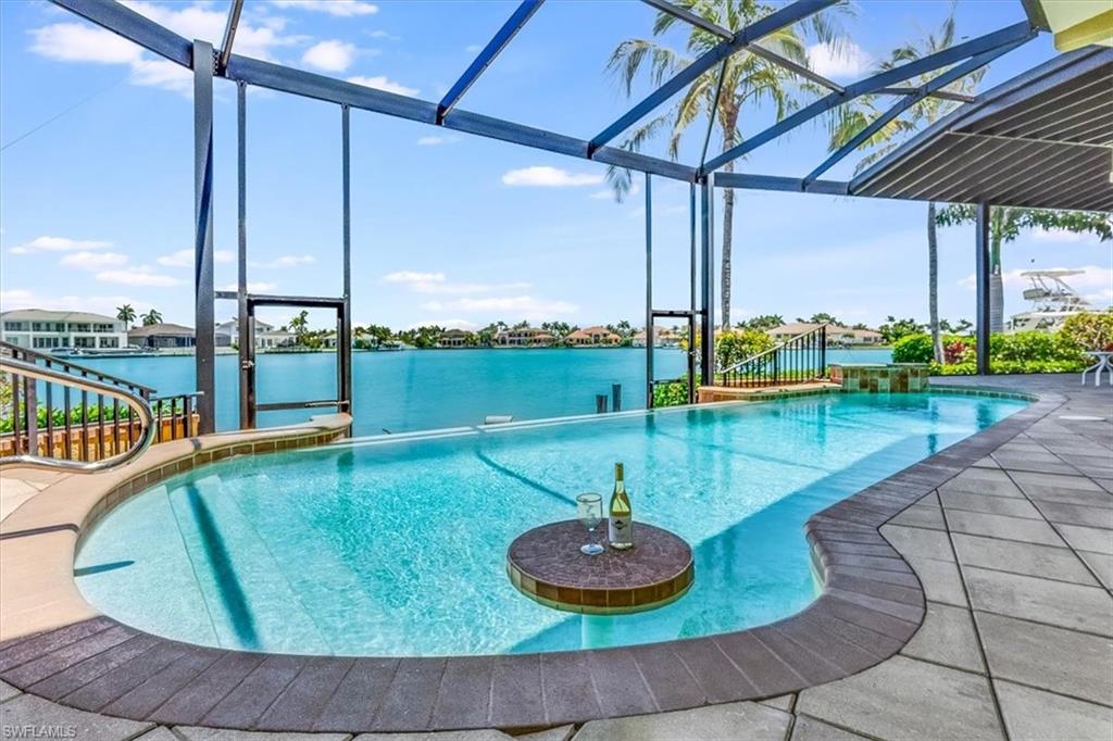 MARCO BEACH - Residential