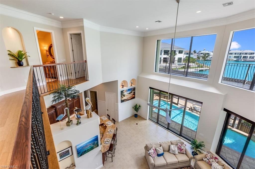 MARCO BEACH - Residential
