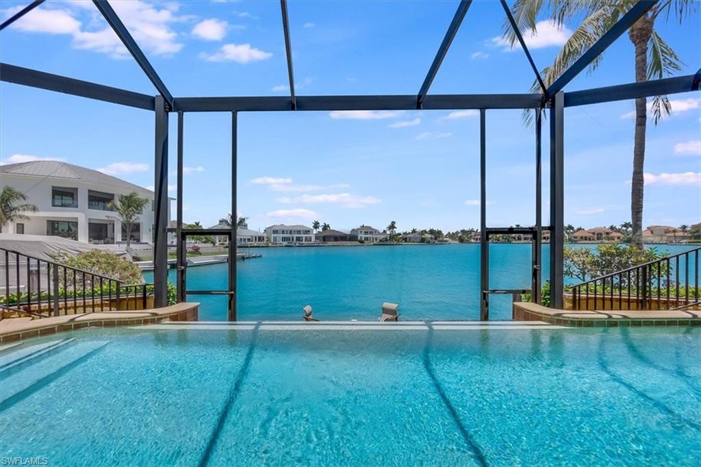 MARCO BEACH - Residential