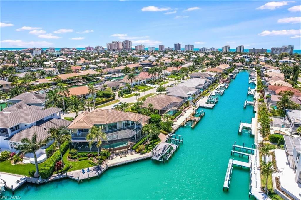 MARCO BEACH - Residential