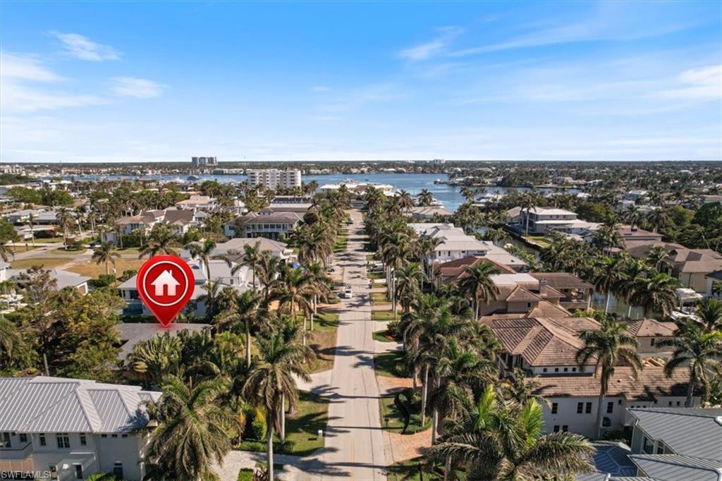 AQUALANE SHORES - Residential