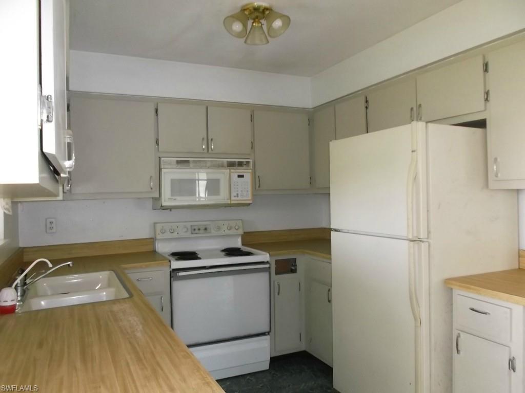 LAURELWOOD - Residential