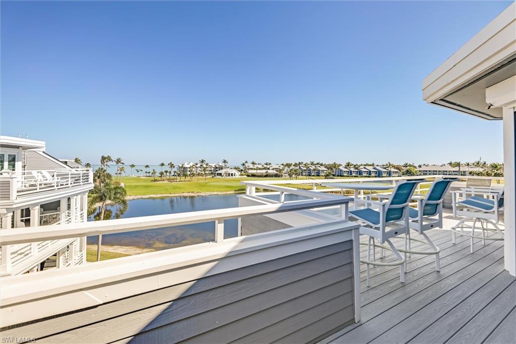 LAND'S END - Residential