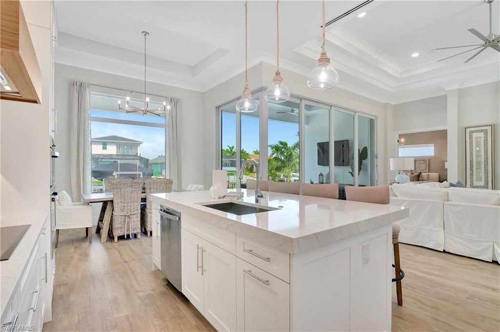 MARCO ISLAND - Residential
